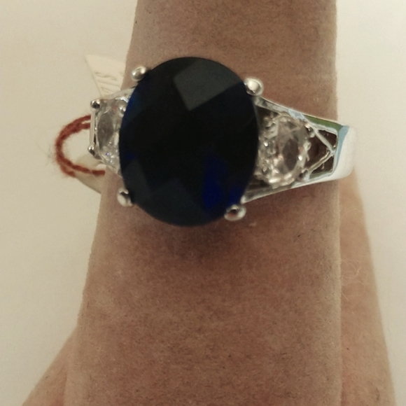 💍🆕Sterling Silver 925 Dark Sapphire Facet Stone W/2 Accent Stones NWT 9 - Picture 2 of 12